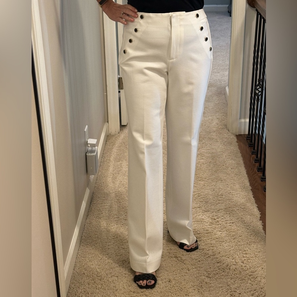 WHBM off white slim flare pant. Heavy pointe stretch fabric not see through! 10